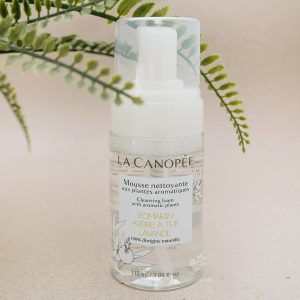 mousse nettoyante aux plantes aromatiques la canopée